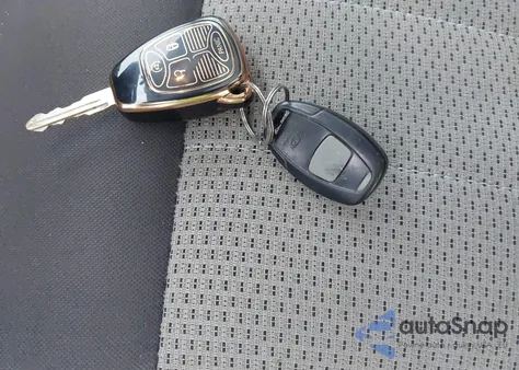 2010 Jeep Liberty Sport from USA, damaged, VIN 1J4PN2GK1AW178253